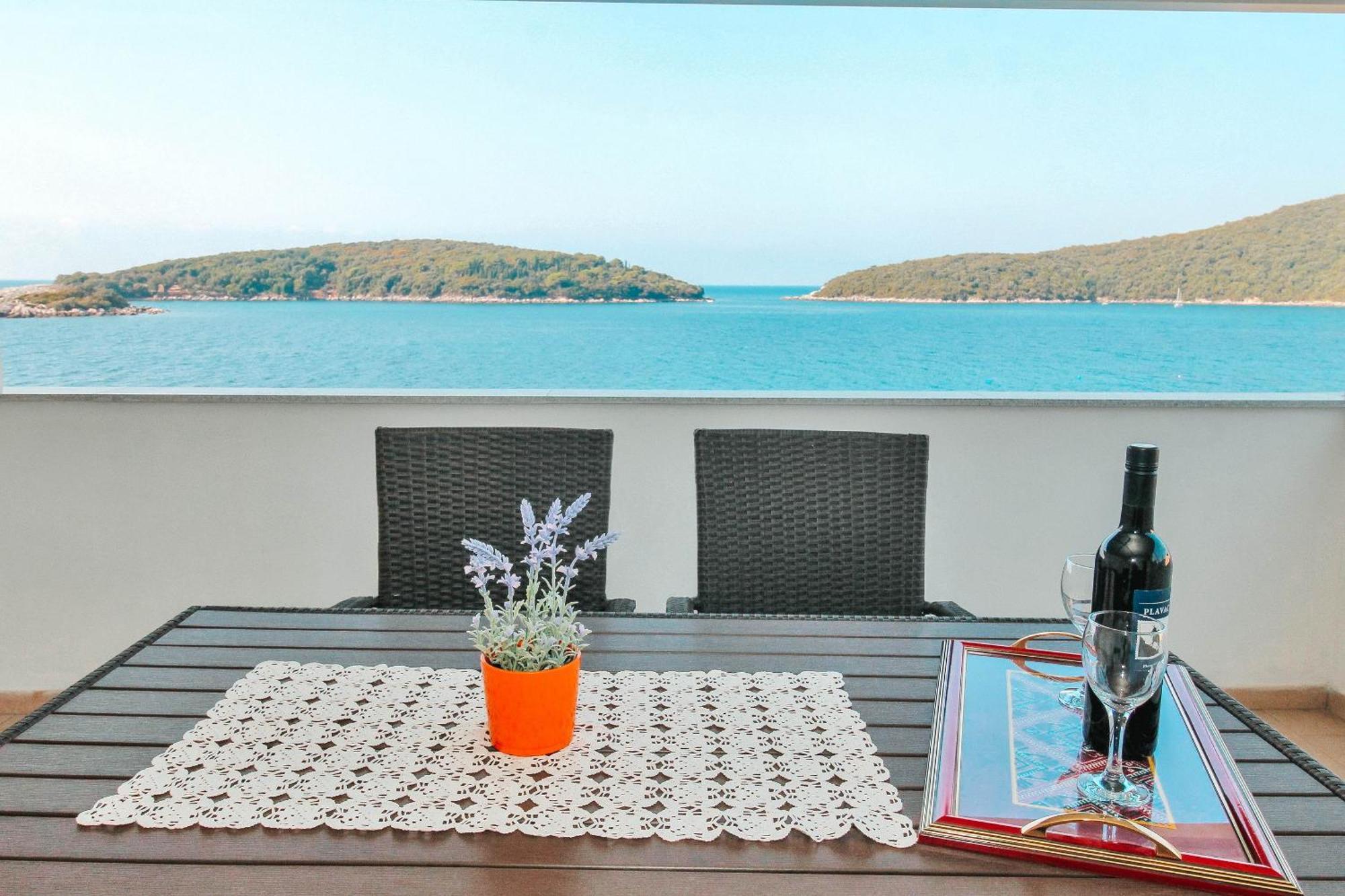 Ane Apartment Molunat